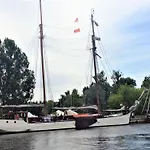 Fischerhus Luetthauke By Interhome Altwarp